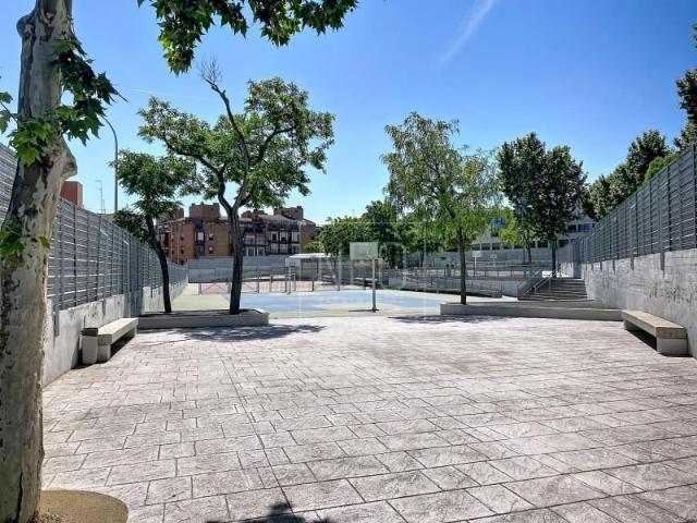 Planta baja en venta en Madrid, Los Rosales