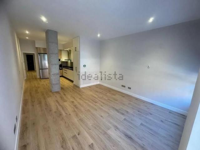 Planta baja en venta en Madrid, San Juan Bautista. Plantas bajas.