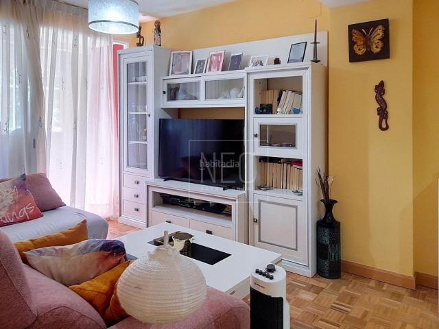 Planta baja en venta en Madrid, Santa Eugenia. BAJO EN VIRGEN DE LAS VIÑAS, SANTA EUGENIA. Plantas bajas.