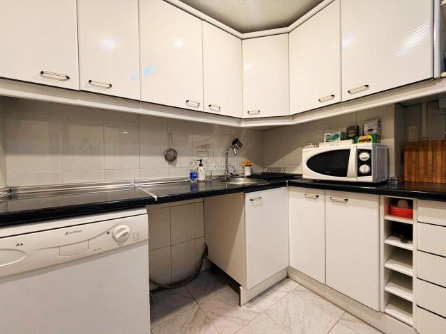 Planta baja en venta en Madrid, Santa Eugenia. Piso en Venta en Castrillo de Aza Santa Eugenia. Plantas bajas.
