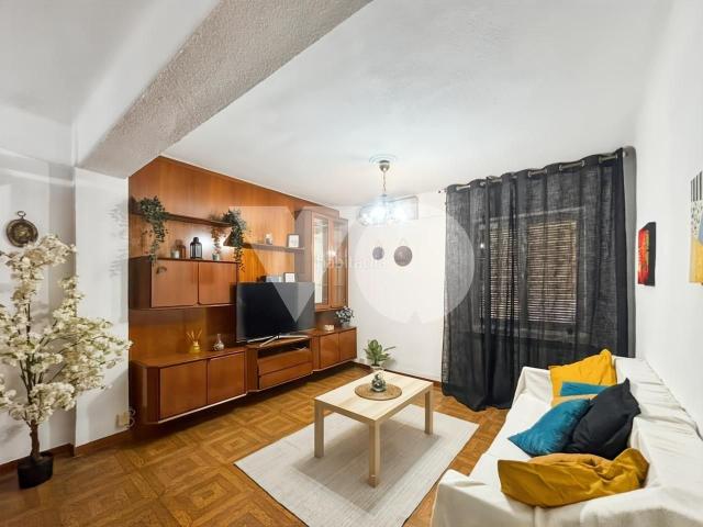 Planta baja en venta en Madrid, Simancas. Piso en venta en Simancas. Plantas bajas.