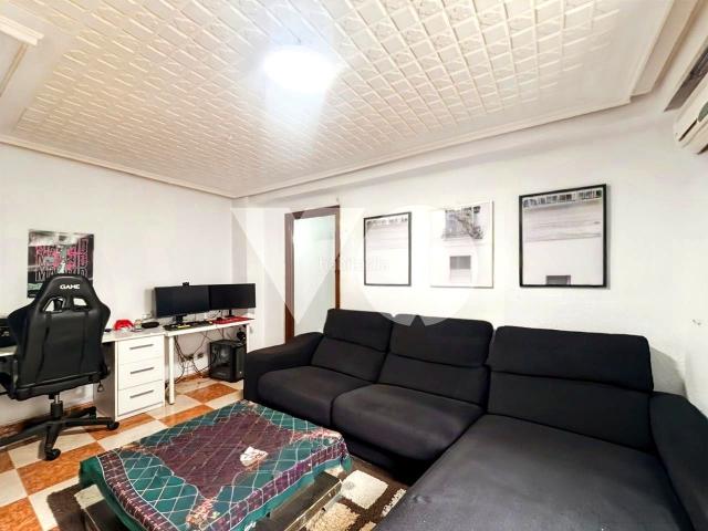 Planta baja en venta en Madrid, Simancas. Piso en venta en Simancas, San Blas, Madrid. Plantas bajas.