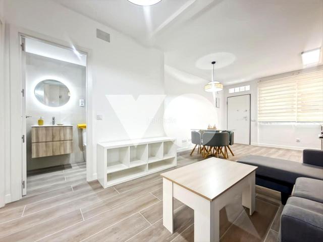 Planta baja en venta en Madrid, Pueblo Nuevo. Piso en venta, Pueblo Nuevo, Ciudad Lineal, Madrid. Plantas bajas.
