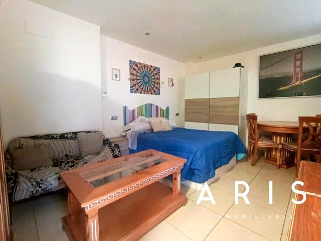 Planta baja en venta en Málaga, San Alberto La Alcubilla Florisol. Plantas bajas.