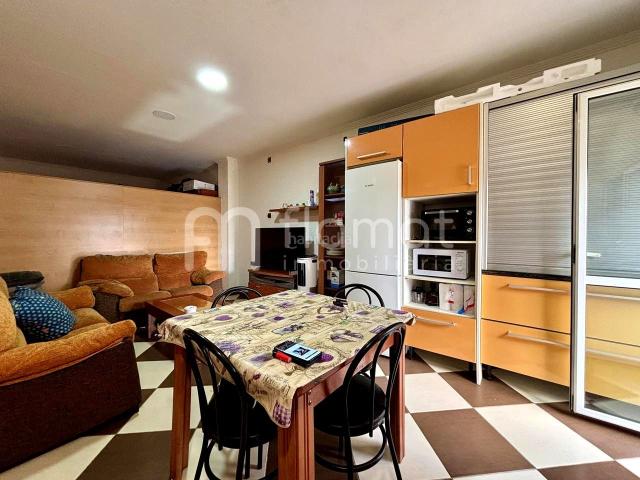 Planta baja en venta en Malgrat de Mar. Almacén en venta en Malgrat de Mar. Plantas bajas Malgrat de.