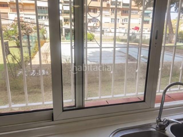 Planta baja en venta en Marbella, Valdeolletas Las Cancelas Xarblanca. Piso de 1 Dormitorio en Avenida las Palmeras. Plantas bajas.