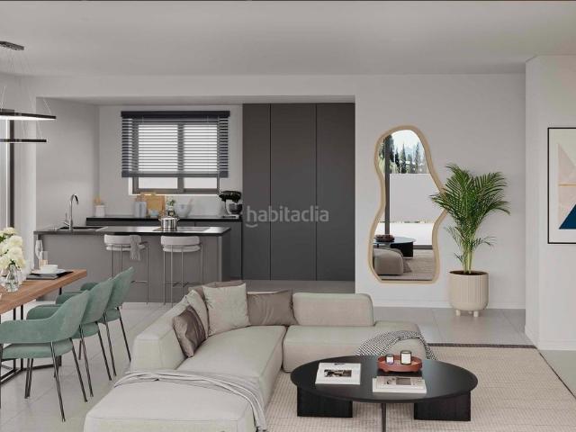 Planta baja en venta en Marbella, Alto de los Monteros. Apartamento planta baja de 3 dormitorios y 2 baños. Altos de Los Monteros, Marbella. Plantas bajas.