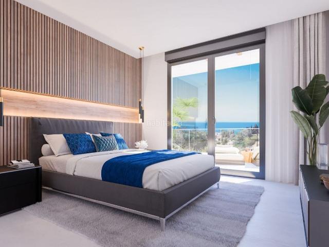 Planta baja en venta en Marbella, Alto de los Monteros. Date el capricho y declínate por una calidad de vida de cinco estrellas mudándote a este espectacula. Plantas bajas.