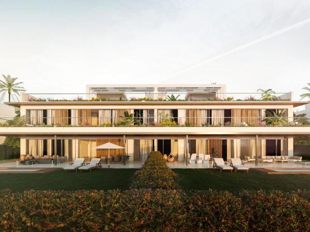 Planta baja en venta en Marbella, Bahía de Marbella. Apartamento planta baja de 3 dormitorios, 3 baños y jardín. Santa Clara Golf, Marbella. Plantas bajas.