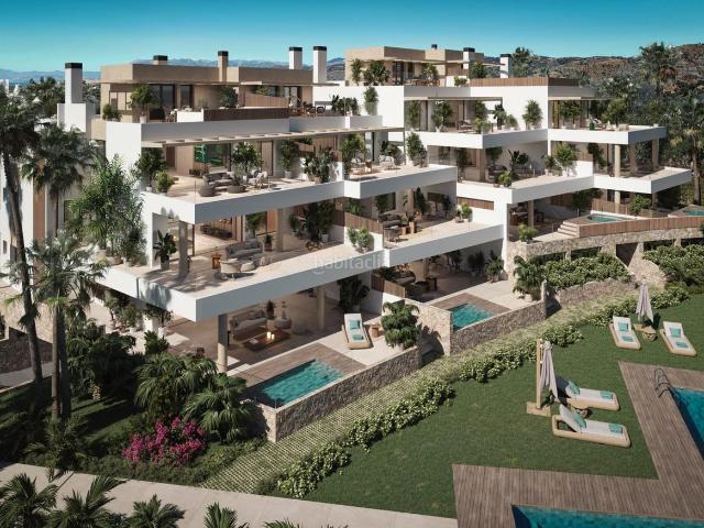 Planta baja en venta en Marbella, Cabopino Artola. Apartamento de tres dormitorios en planta baja en Nuevo Desarrollo de Aruna Cabopino Golf. Plantas bajas.