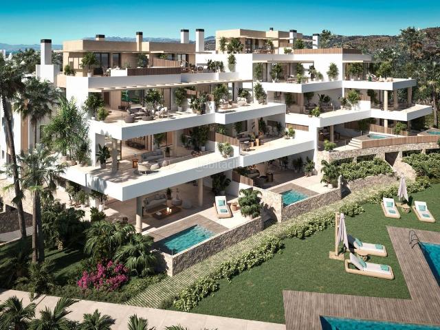 Planta baja en venta en Marbella, Cabopino Artola. Apartamento planta baja de 3 dormitorios y 3 baños. Cabopino, Marbella Este. Plantas bajas.