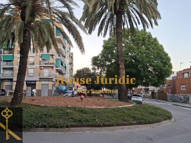 Planta baja en venta en Mataró, Vista Alegre. Amplia planta baja en Vista Alegre. Plantas bajas.