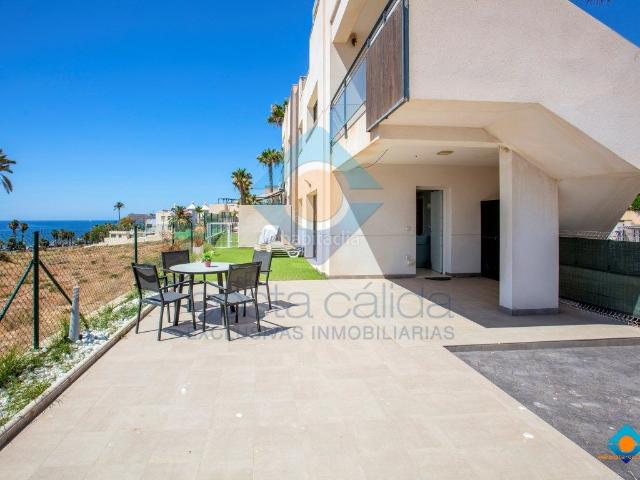 Planta baja en venta en Mazarrón, El Alamillo. El Alamillo en Mazarrón planta baja con piscina y vistas al mar. Plantas bajas.