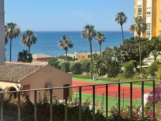 Planta baja en venta en Mijas, Calahonda. Apartamento en Planta Baja de 2 dormitorios en Calahonda. Plantas bajas.