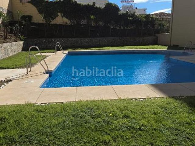 Planta baja en venta en Mijas, Centro. Magnífico piso bajo con terraza, patio, ascensor, garaje, trastero y piscina. Plantas bajas.