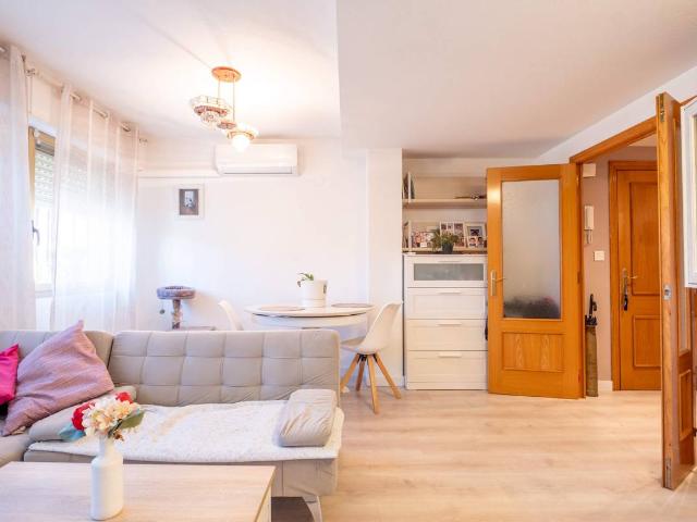 Planta baja en Venta en Miralbueno