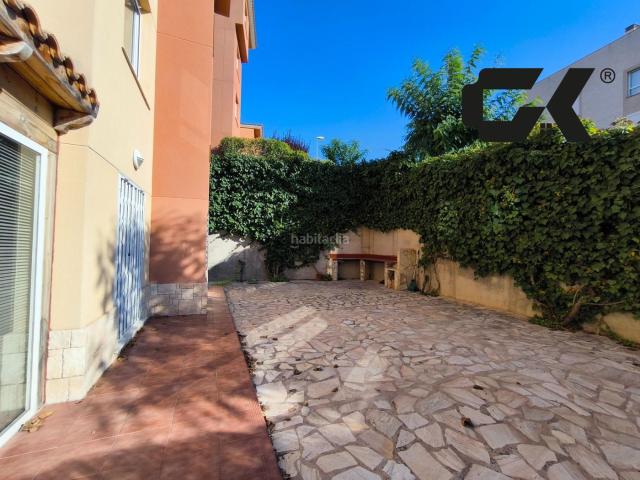 Planta baja en venta en Molina de Segura, Altorreal El Chorrico. Exclusiva planta baja con jardín privado en Altorreal, uno de los residenciales más demandados de Molina de Segura. Plantas bajas.