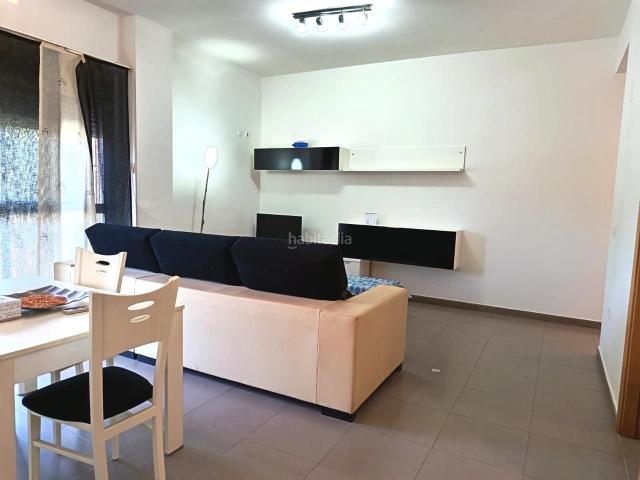 Planta baja en venta en Oliva, Oliva Pueblo. Planta baja con patio, parking y trastero en Oliva. Plantas bajas.
