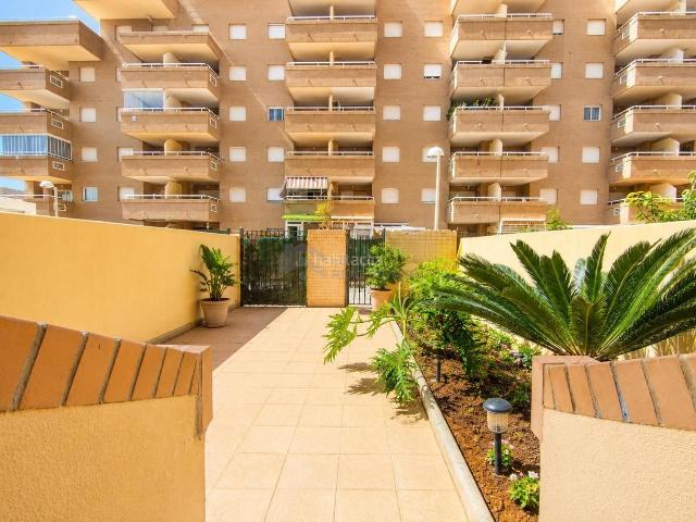 Planta baja en venta en Oropesa del Mar, Costa Caribe. Oportunidad! Bajo con espectacular terraza, piscina y trastero a pocos minutos de la playa. Plantas bajas Oropesa del.