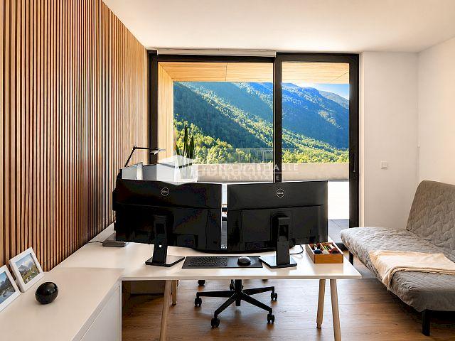 Planta baja en venta en Ordino, El Serrat Llorts Pirineos. Apartamento de lujo en venta en Scandinavian Homes, El Serrat, Ordino. Plantas bajas.