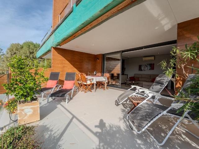 Planta baja en venta en Orihuela, Villamartín Las Filipinas. APARTAMENTO MODERNO EN PLANTA BAJA CON PISCINA Y VISTAS A LA NATURALEZA ORIHUELA COSTA. Plantas bajas.