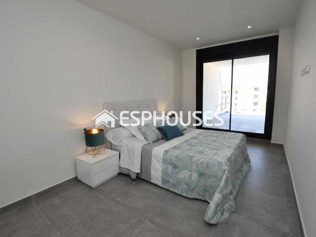 Planta baja en venta en Orihuela, Villamartín Las Filipinas. Apartamentos con amplias terrazas en Las Filipinas Orihuela Costa. Plantas bajas.