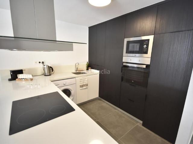 Planta baja en venta en Orihuela, Campoamor. iexclSe vende un apartamento en la ciudad de Campoamor! Con licencia turiacutestica. Este hermoso apartamento cuenta con tres dorm. Plantas bajas.