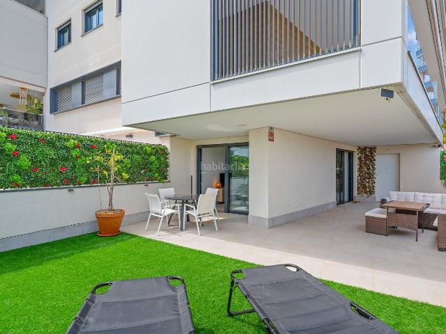 Planta baja en venta en Orihuela, Campoamor.. Plantas bajas.