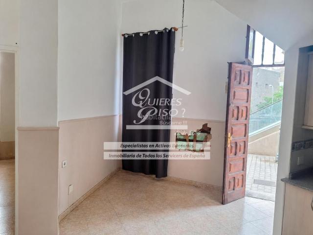 Planta baja en venta en Palmas de Gran Canaria Las, Schamann Rehoyas. 165.000 En frente al Castillo de Mata en Las Palmas. Plantas bajas Palmas de Gran Canaria.