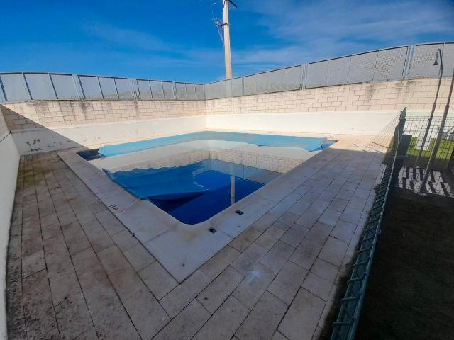Planta baja en Venta en PAU 2 600