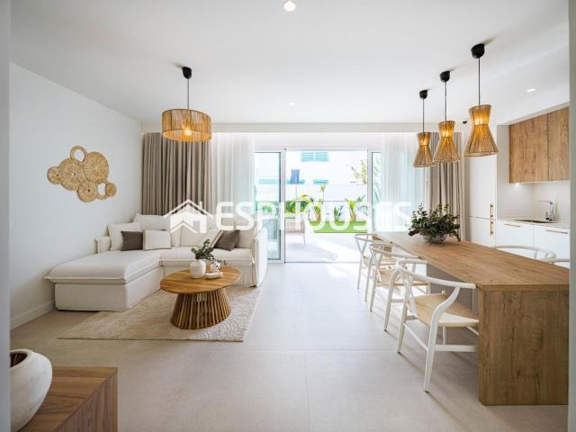 Planta baja en venta en Pilar de la Horadada, Torre de la Horadada. Apartamento en Torre de la Horadada, a 300m de la playa. Plantas bajas Pilar de la.