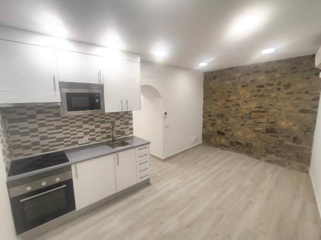Planta baja en Venta en Poble