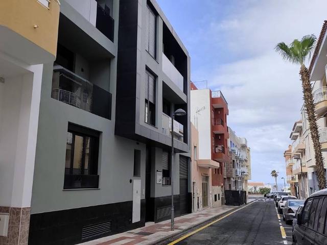 Planta baja en Venta en Playa de San Juan