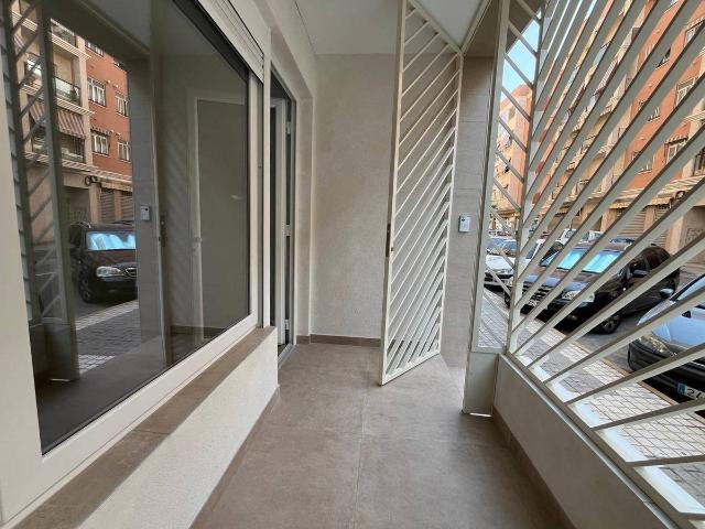 Planta baja en Venta en Reina Victoria Miguel Hernández