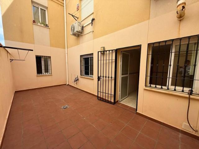 Planta baja en venta en Rincón de la Victoria, Torre de Benagalbón