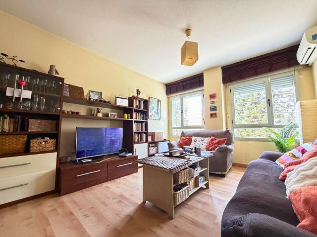 Planta baja en venta en Rivas Vaciamadrid, Rivas Futura. PISO EN PLANTA BAJA CON TERRAZA EN RIVAS FUTURA, RIVAS VACIAMADRID. Plantas bajas Rivas.