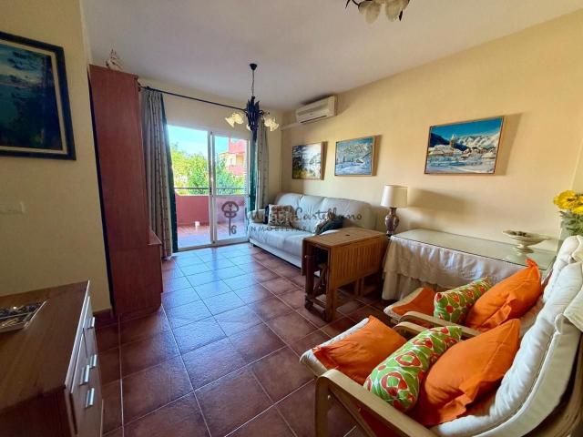 Planta baja en venta en Rota, Bahia Luz La Forestal. BAJO CON JARDÍN EN HOTEL PLAYA. Plantas bajas.