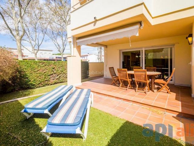 Planta baja en venta en S´Agaró Costa Brava. PLANTA BAJA CON JARDÍN A 800m DE LA PLAYA DE ST.POL S'AGARÓ. Plantas bajas.