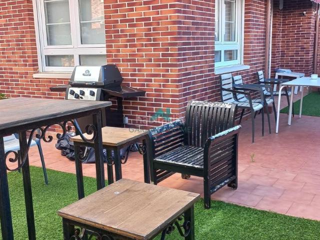 Planta baja en venta en Santoña. Se vende bajo en Santoña. Plantas bajas.