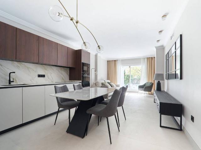 Planta baja en Venta en San Pedro de Alcántara pueblo