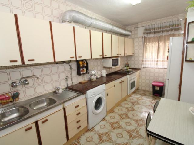 Planta baja en venta en San Pedro del Pinatar, Lo Pagán. Amplio piso de tres dormitorios. Plantas bajas San Pedro del.