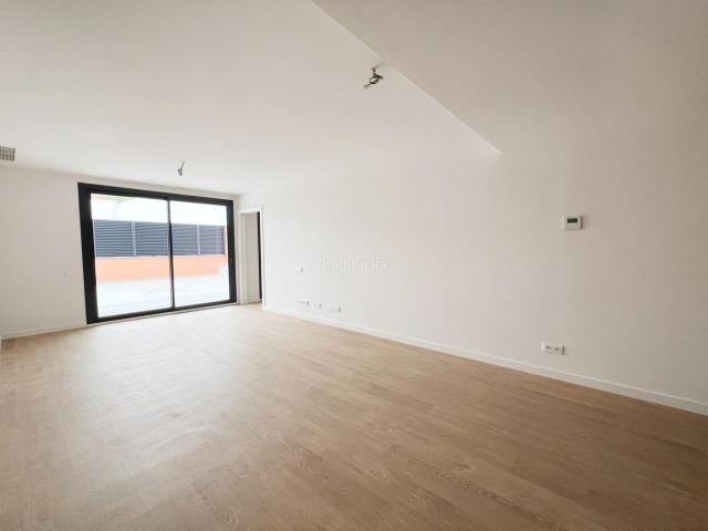 Planta baja en venta en Sabadell, Gràcia. ESPECTACULAR PLANTA BAJA DE OBRA NUEVA EN SABADELL. Plantas bajas.