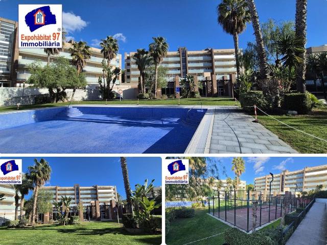 Planta baja en venta en Salou, Plaça Europa Port Aventura Costa Dorada. PLANTA BAJA ESQUINERA DE 2 DORMITORIOS CON PARKING Y LICENCIA TURISTICA RESIDENCIAL AQQUARIA SALOU. Plantas bajas.