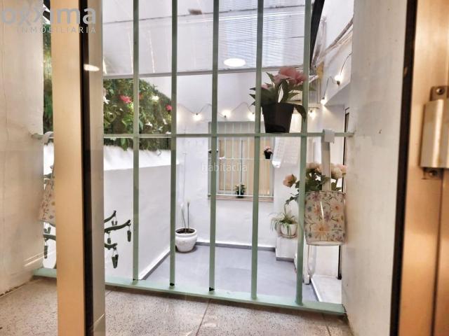 Planta baja en venta en Sevilla, El Porvenir. El Porvenir! Piso en edificio protegido Aníbal Gonzales. Plantas bajas.