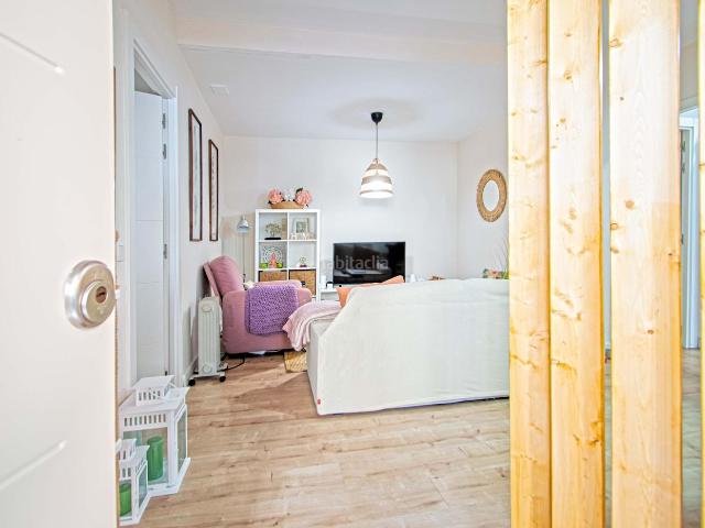 Planta baja en venta en Sevilla, San Carlos San José. Piso reformado en Pérez Hervás. Plantas bajas.