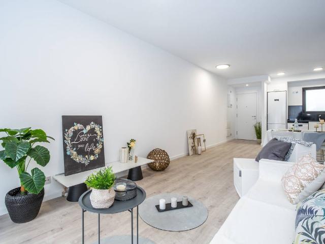 Planta baja en Alquiler en Ametllers Poble Sec