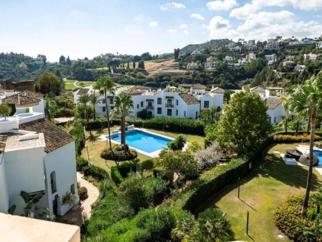 Planta baja en alquiler en Benahavís, Los Arqueros Puerto del Almendro