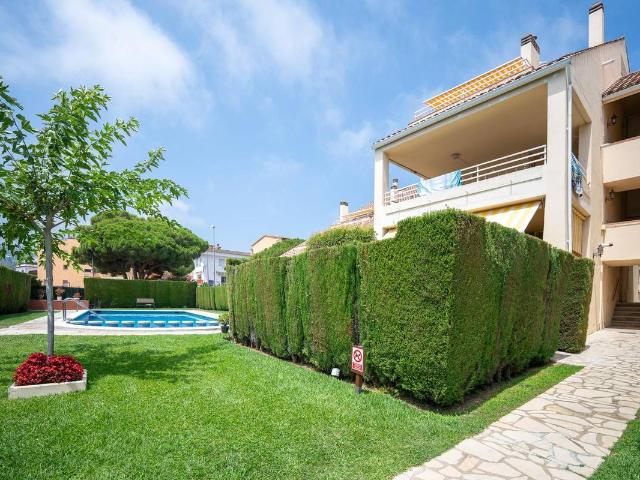 Planta baja en Alquiler en Fenals