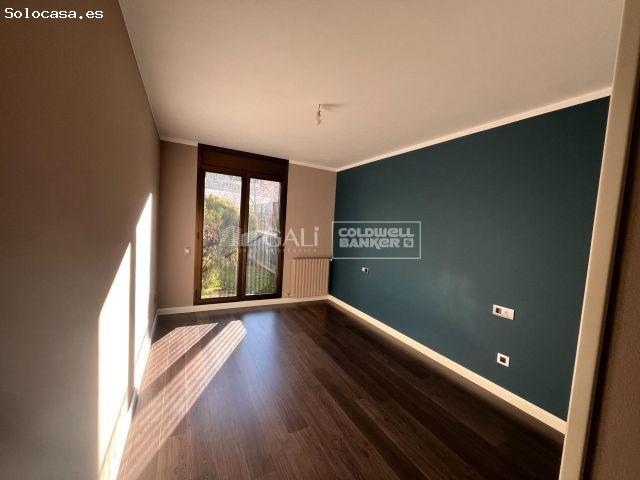 Planta baja exclusiva con gran jardín en Sant Julià