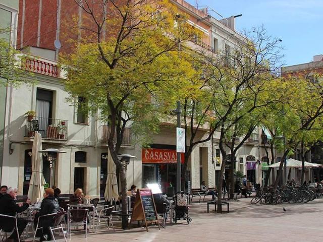 Planta baja para reformar en Gracia